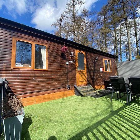 Tranquil Lodge Hot Tub And Free Golf Swarland Exterior foto